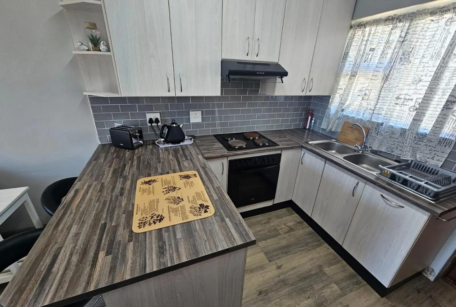 Secure Private Flatlet In Newton Park Apartment Port Elizabeth South Africa
